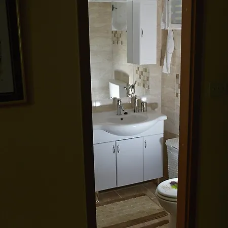In Little House Marjan 招待所